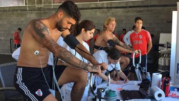 El defensor Barboza, uno de los que se sometió a las pruebas médicas (foto: Prensa River) El defensor Barboza, uno de los que se sometió a las pruebas médicas (foto: Prensa River)
