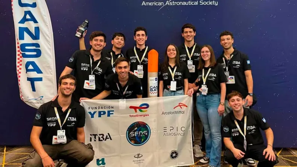 "Nos volvimos a ilusionar" versión la NASA: los argentinos que ganaron un campeonato aeroespacial