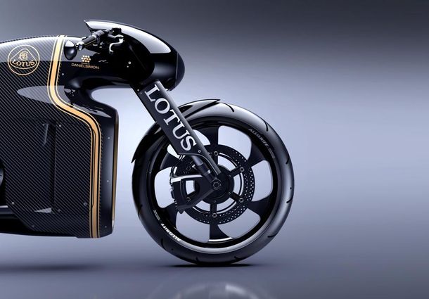 Lotus se lanza a la conquista de las dos ruedas
