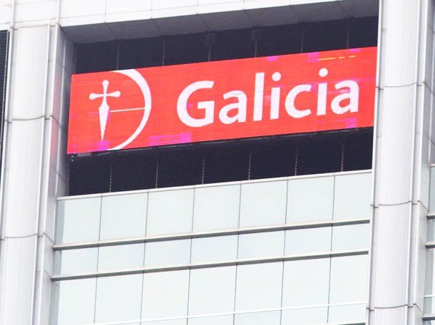 Banco Galicia pagó una multa por el mal uso de los puts del Banco Central