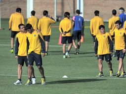 bianchi cuido a riquelme con la mira puesta en river bianchi cuido a riquelme con la mira puesta en river