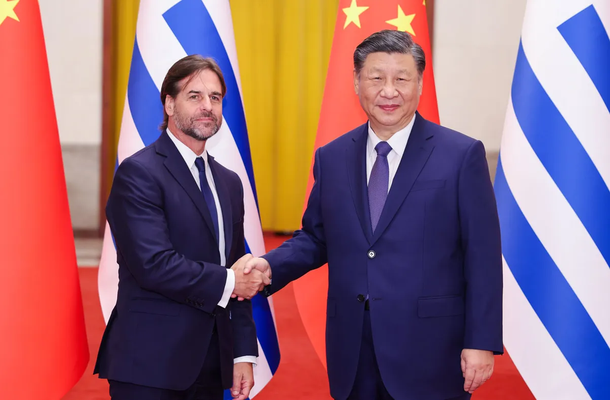 Uruguay y China se comprometieron a avanzar en la firma del TLC.