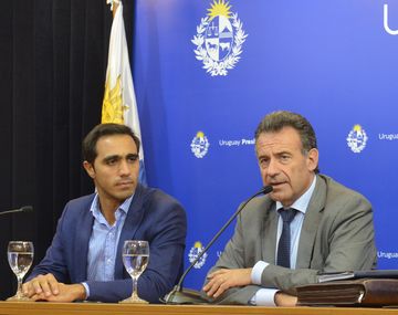 Subsecretario, José Luis Satdjian y Ministro de Salud Pública, Daniel Salinas