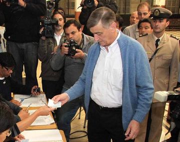 Binner vota - octubre 2011