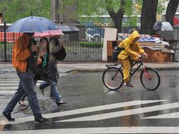 se espera un dia con sol pero a la noche vuelven las lluvias