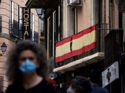 Vuelven las restricciones: Cataluña admite error por permitir festivales sin distanciamiento