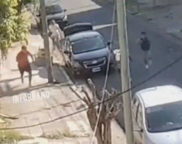 Impactante video: policía de la Ciudad se tiroteó con ladrones en Villa Madero