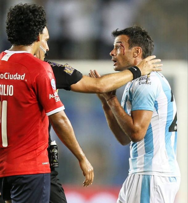 Racing: Cvitanich reveló cómo desobedecieron a Beccacece para ganar el clásico