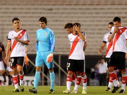 river quedo afuera ante lanus y profundiza su crisis river quedo afuera ante lanus y profundiza su crisis