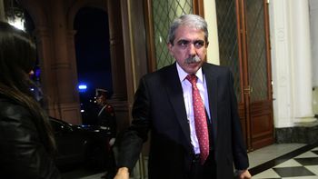 anibal fernandez cerrara su campana electoral con un acto en el gran rex anibal fernandez cerrara su campana electoral con un acto en el gran rex