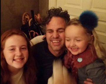 La increíble historia de Mark Ruffalo con dos nenas que encontraron su billetera en Nueva York
