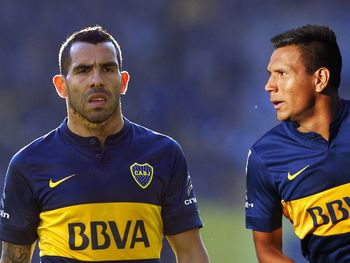 Tevez y Chávez conformarán la dupla ofensiva de Boca