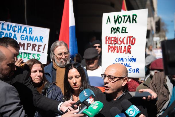 4 de cada 5 uruguayos ya tienen una posición con respecto al plebiscito del PIT-CNT.