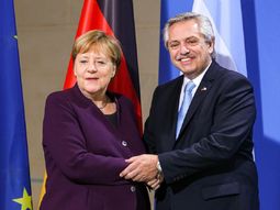 Angela Merkel recibi&oacute; a Alberto Fern&aacute;ndez en Berl&iacute;n en febrero pasado