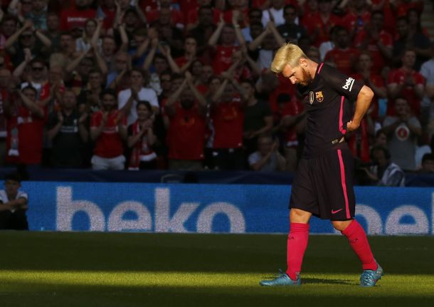 Barcelona sufrió una inesperada goleada ante Liverpool en un amistoso