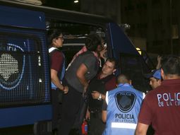 Así trasladaban a los detenidos por la Policía de la Ciudad