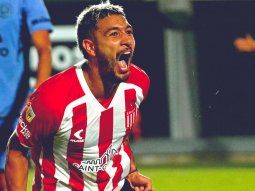 Copa de la Liga: con un gol en tiempo agregado, Estudiantes arrancó con un triunfazo ante Belgrano