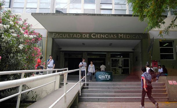 Mala nota: el 98% de estudiantes de medicina de la Universidad de La Plata fueron reprobados