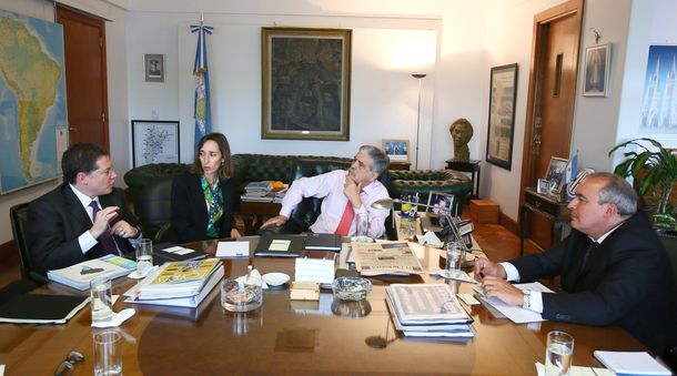 Banca de inversión de EE.UU, interesada en proyectos de US$20.000 millones