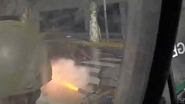 Difunden nuevo video del ataque a Pablo Grillo: el gendarme dispara en línea directa