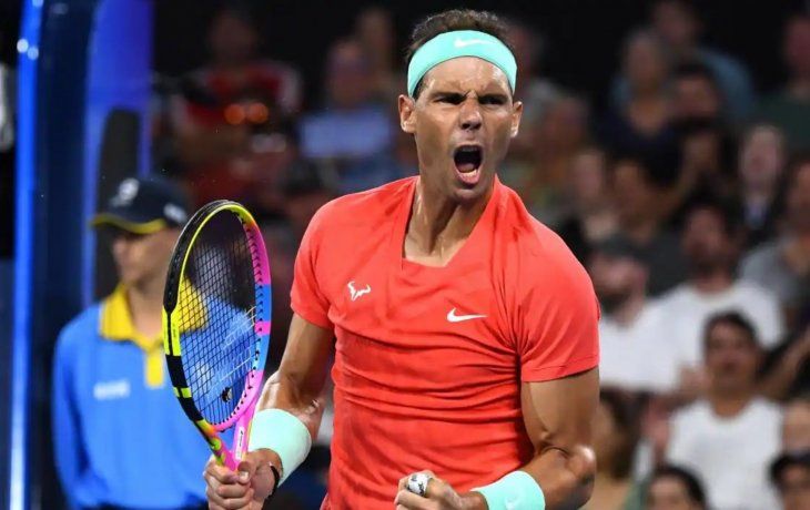 Tras un año sin jugar, Rafa Nadal volvió y le ganó a Thiem en Brisbane