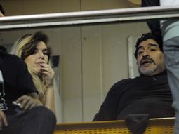 lo de boca se soluciona con dos cachetazos lo de boca se soluciona con dos cachetazos