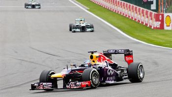 vettel gano el gran premio de belgica y lidera el certamen vettel gano el gran premio de belgica y lidera el certamen