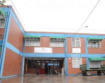 Pusieron candados en la EES N° 24, excolegio Nacional, de Villa Ángela, Chaco