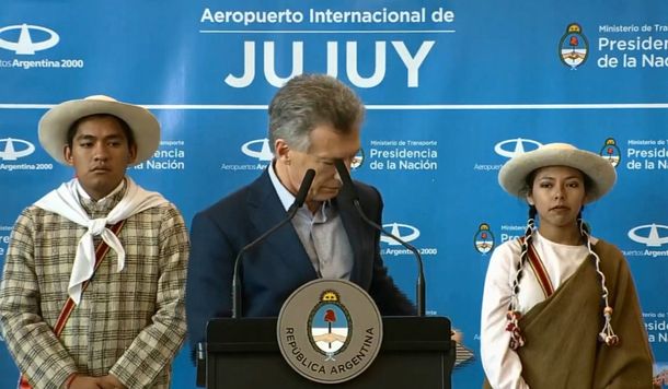 El celular le jugó una mala pasada a Macri en medio de un acto en Jujuy