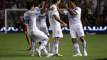 velez estreno el titulo con un triunfo ante argentinos velez estreno el titulo con un triunfo ante argentinos