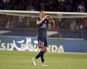VIDEO: El llanto de Ángel Di María en su despedida del PSG