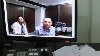 tres anos para el ex comisario esposito, que seguira libre tres anos para el ex comisario esposito, que seguira libre