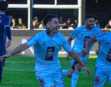 Riestra sorprendió ganando su primer partido en el Apertura y complicó a Independiente