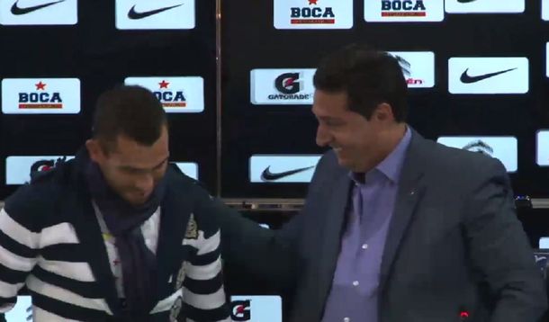 Tevez firmó el contrato y es nuevo jugador de Boca: Vine para ganarle a River y salir campeón