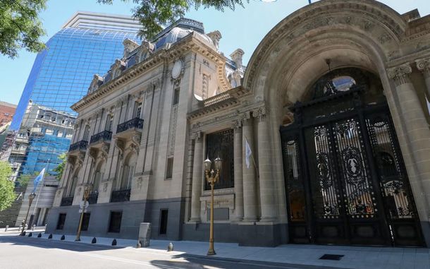 El Gobierno subasta el edificio de Cancillería donde funcionó el Instituto del Servicio Exterior de la Nación