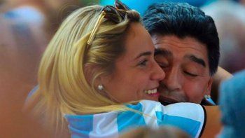 detuvieron al excunado de diego maradona por una violenta entradera en paso del rey