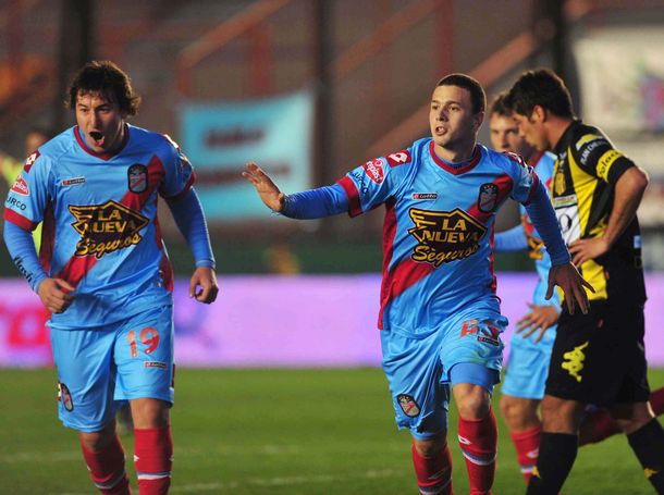 Arsenal sumó sus primeros tres puntos ante Olimpo