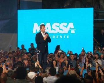 Massa cerró su visita a Córdoba: anticipó que convocará a Llaryora