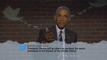 Obama le contestó a Donald Trump con los tapones de punta Obama le contestó a Donald Trump con los tapones de punta