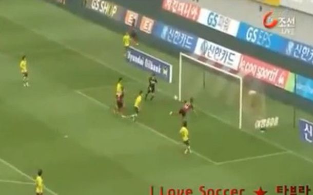 A lo Higuita: Mao Molina y un golazo de escorpión