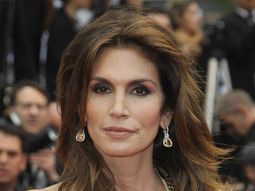 Cindy Crawford, una femme fatale en Cannes