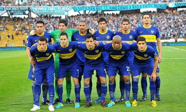 El Burro supo compartir delantera con Nicolás Blandi y Juan Román Riquelme