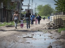 La pobreza trepó al 33 por ciento en 2016 La pobreza trepó al 33 por ciento en 2016