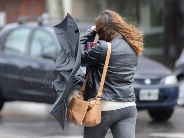 Sigue el mal tiempo en Buenos Aires: alerta amarillo por fuertes vientos para este sábado