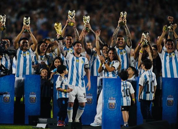 La pareja de un campeón del mundo salió a apoyar a Lali Espósito tras los dichos de Javier Milei