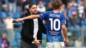 Cesc Fábregas y Nico Paz. Cesc Fábregas y Nico Paz.