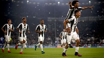 Paulo Dybala celebra el segundo tanto de Juventus ante Udinese Paulo Dybala celebra el segundo tanto de Juventus ante Udinese