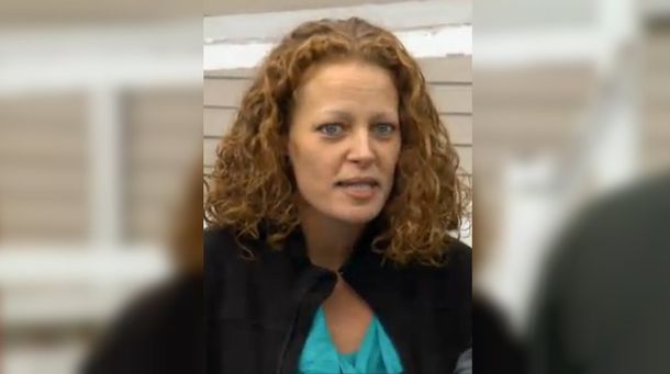 Una enfermera demandó al gobernador que la puso en cuarentena por ébola