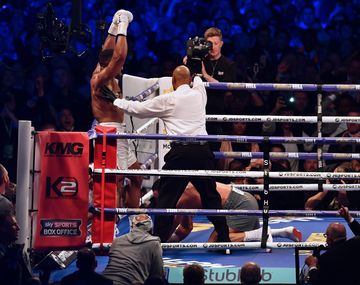 La pelea entre Joshua y Klitschko duró 11 rounds