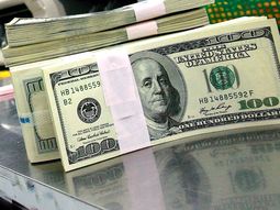 el dolar continuo freezado en el circuito ilegal por temor a los controles el dolar continuo freezado en el circuito ilegal por temor a los controles